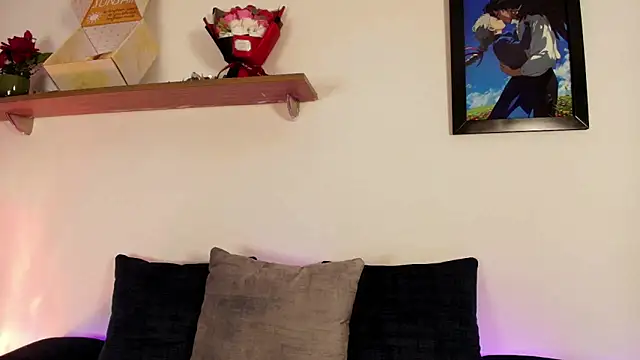 Elliee  online show from October 22, 12:27 pm