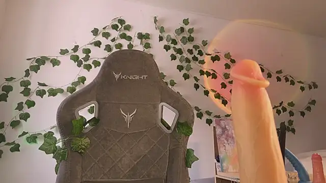 mariel a gold online show from February 18, 7:15 am