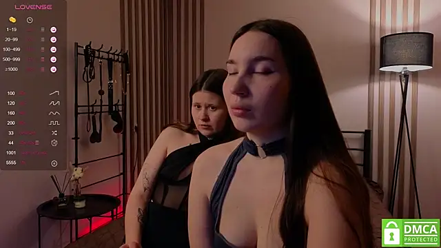 Snapshot of domDani_subMay chatting on February 8, 3:30 am domDani subMay online show from February 8, 3:30 am