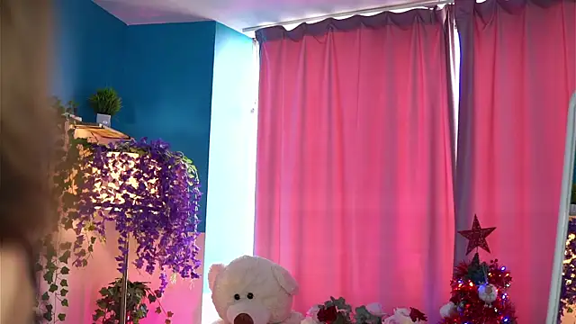 TheAyana online show from December 18, 11:49 am