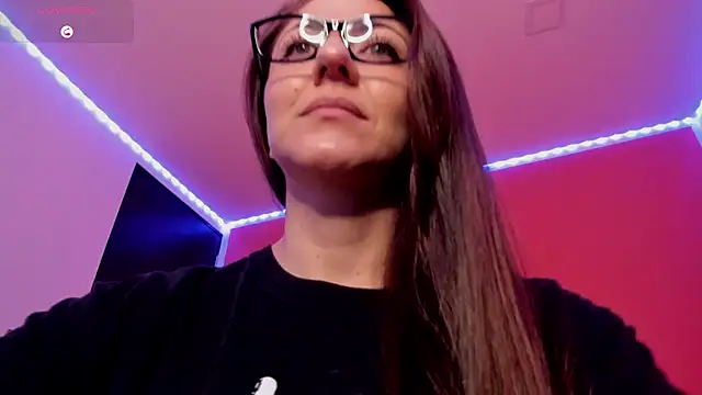 Ich Bin Julia online show from May 26, 9:27 am