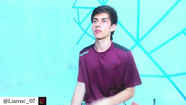 liam scott77 online show from April 12, 1:54 am