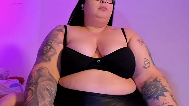 Apriilpeach  online show from December 17, 5:41 pm