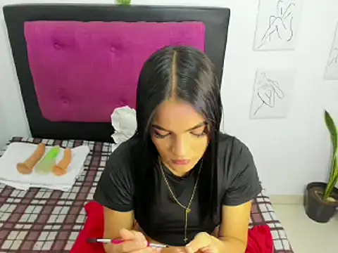 Snapshot of AlondraFoxx chatting on September 11, 2:55 am AlondraFoxx online show from September 11, 2:55 am