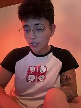 Ashley Chriss online show from January 25, 9:26 am