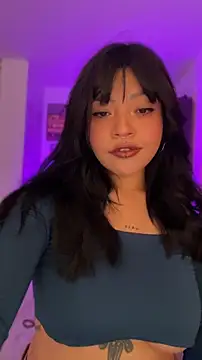 Ashley Chriss online show from May 17, 6:44 am