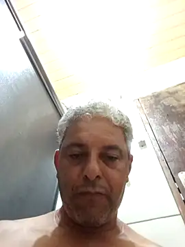 gordonunes online show from February 7, 5:11 am