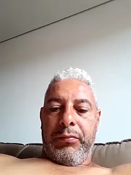 Snapshot of gordonunes chatting on May 15, 2:46 pm gordonunes online show from May 15, 2:46 pm