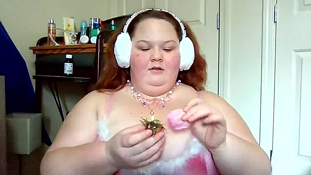 Snapshot of _GodessIsabella_97 chatting on December 30, 3:46 pm GodessIsabella 97 online show from December 30, 3:46 pm