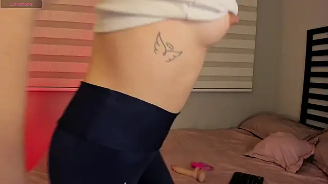 Catyloves online show from September 17, 11:39 pm