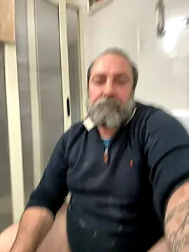 Snapshot of ros217 chatting on November 10, 12:37 pm ros217 online show from November 10, 12:37 pm