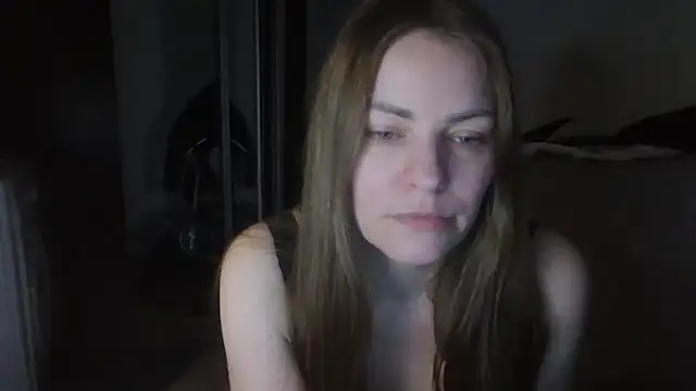 AnnaDiamond1 online show from April 9, 9:42 pm