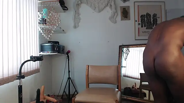 Siriss boyrag online show from September 19, 1:56 pm