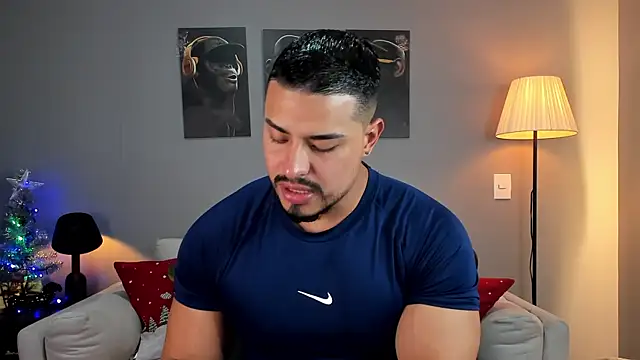 ApoloMakris online show from December 4, 8:39 pm