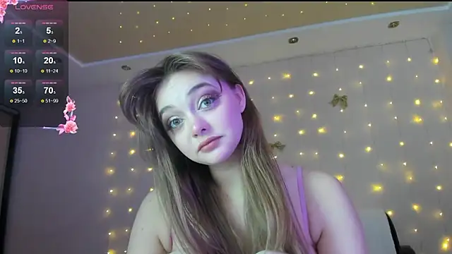 Snapshot of May_Flower chatting on February 1, 9:19 am May Flower online show from February 1, 9:19 am