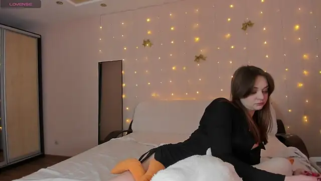 Snapshot of May_Flower chatting on March 23, 10:30 am May Flower online show from March 23, 10:30 am