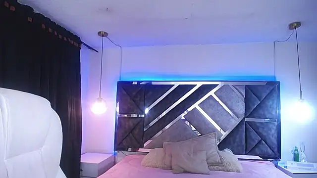 Snapshot of ailyn_miranda chatting on March 9, 2:29 am ailyn miranda online show from March 9, 2:29 am