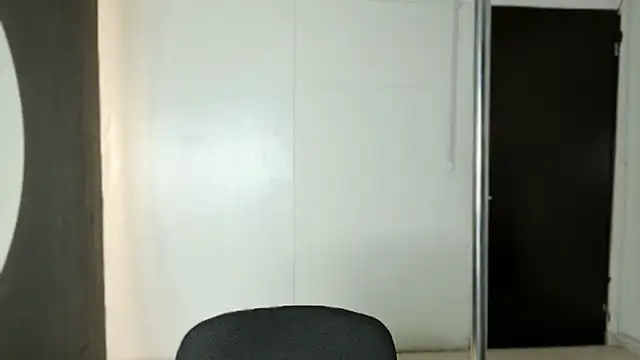 Snapshot of ailyn_miranda chatting on March 14, 11:22 pm ailyn miranda online show from March 14, 11:22 pm