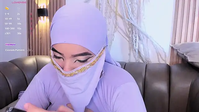 Snapshot of malak_nanyy chatting on February 22, 2:59 pm malak nanyy online show from February 22, 2:59 pm