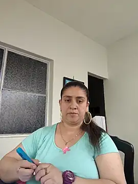 Snapshot of Melinda_bob chatting on April 22, 8:32 pm Melinda bob online show from April 22, 8:32 pm