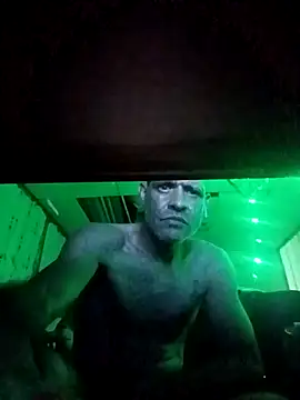 Snapshot of Nathaila_her_dog69 chatting on March 4, 8:53 am Nathaila her dog69 online show from March 4, 8:53 am