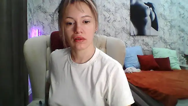 foxy blond online show from March 23, 12:25 am
