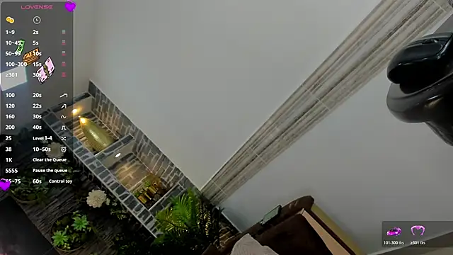 nayshalopestss online show from October 26, 4:07 am