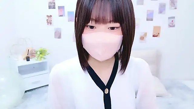 Snapshot of Im_Yu-na chatting on October 15, 12:33 am Im Yu-na online show from October 15, 12:33 am