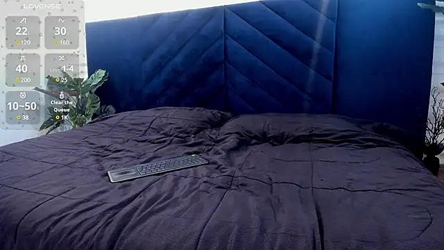 Ian Daviz online show from February 18, 8:14 pm