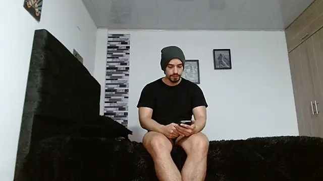 Snapshot of Ian_Daviz chatting on December 21, 6:15 pm Ian Daviz online show from December 21, 6:15 pm