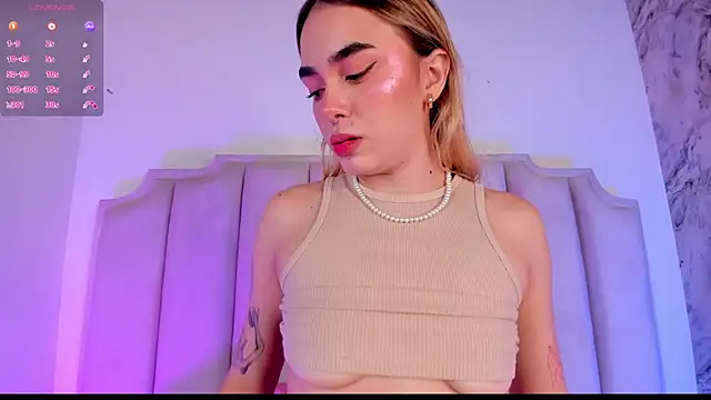 Snapshot of Lucy_Vega chatting on March 14, 11:56 am Lucy Vega online show from March 14, 11:56 am