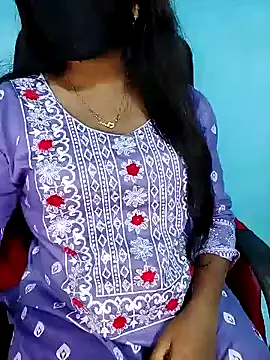 Snapshot of Sadika- chatting on December 24, 7:00 pm Sadika- online show from December 24, 7:00 pm