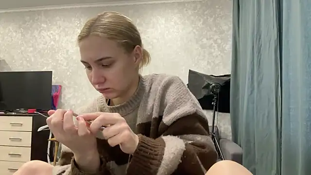 AnneBall online show from January 13, 8:37 am