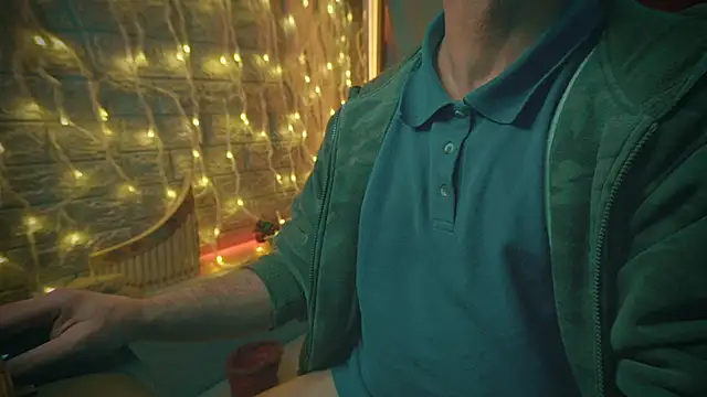 alex-volo online show from December 20, 1:36 am