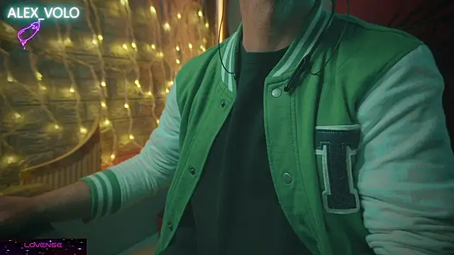 alex-volo online show from December 27, 9:39 am