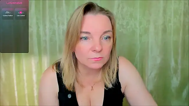 Regina  blue online show from February 11, 6:22 pm