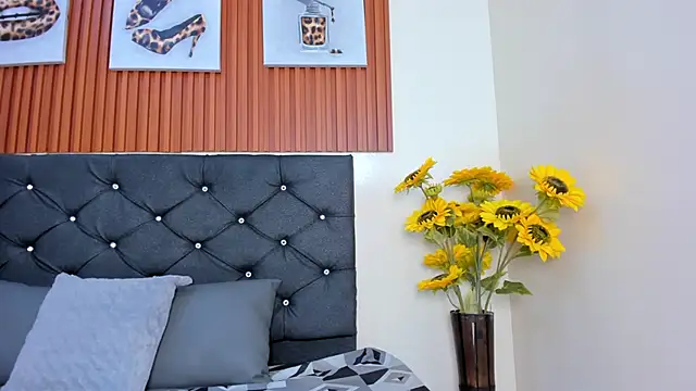 Snapshot of Zoe_pss chatting on October 30, 7:25 pm Zoe pss online show from October 30, 7:25 pm