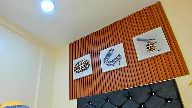 Snapshot of Zoe_pss chatting on November 10, 7:35 pm Zoe pss online show from November 10, 7:35 pm