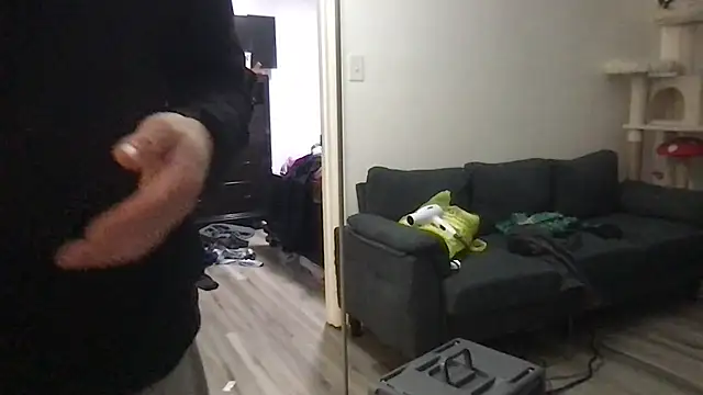 Snapshot of SpunCandy chatting on November 4, 1:59 am SpunCandy online show from November 4, 1:59 am