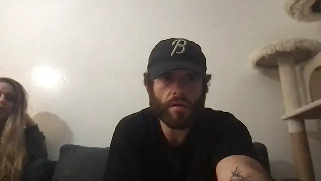 Snapshot of SpunCandy chatting on November 9, 6:23 am SpunCandy online show from November 9, 6:23 am