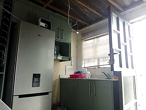 Snapshot of DarkDivva24 chatting on February 24, 8:06 am DarkDivva24 online show from February 24, 8:06 am