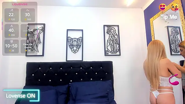 Snapshot of EvaaLovia1 chatting on January 16, 2:32 pm EvaaLovia1 online show from January 16, 2:32 pm