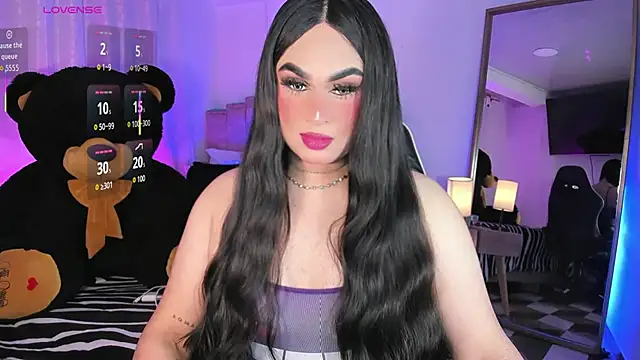 Snapshot of alexia_mattel chatting on September 26, 12:03 am alexia mattel online show from September 26, 12:03 am