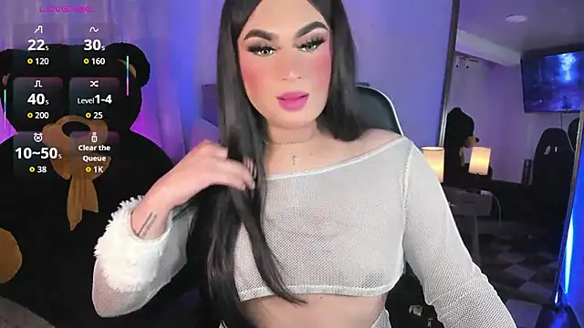 Snapshot of alexia_mattel chatting on October 16, 10:55 pm alexia mattel online show from October 16, 10:55 pm