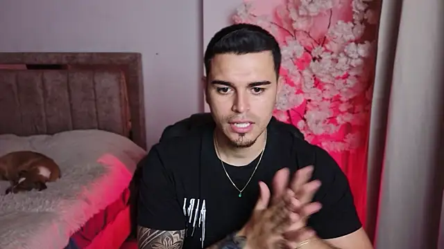 Axel Big cock online show from July 31, 1:05 am