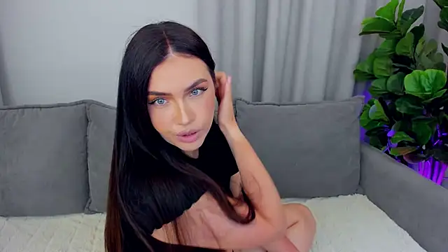 sexyangeloux online show from August 7, 9:06 pm