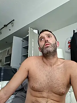 Snapshot of longthicknslick chatting on October 15, 3:34 pm longthicknslick online show from October 15, 3:34 pm