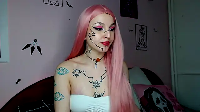 Snapshot of MoonAgnes chatting on February 2, 3:32 am MoonAgnes online show from February 2, 3:32 am