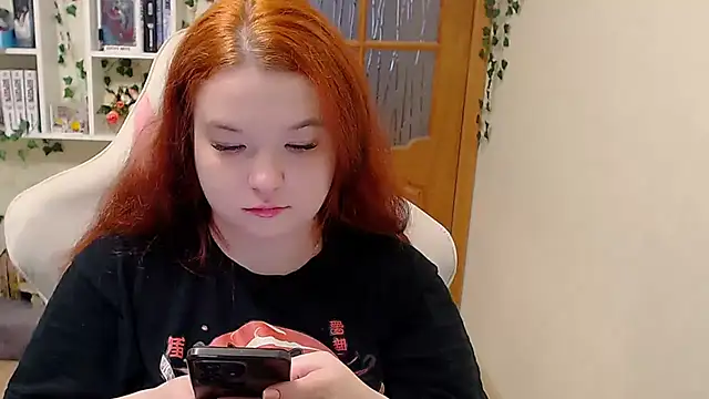 Snapshot of HaleyRoute chatting on October 7, 12:02 pm HaleyRoute online show from October 7, 12:02 pm