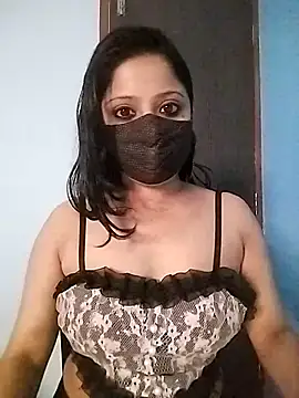 Snapshot of deepu_urs chatting on February 18, 5:53 am deepu urs online show from February 18, 5:53 am